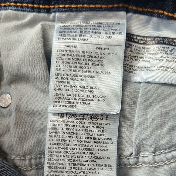 Levi's Women's Dark Indigo Skinny Jeans - Picture 4 of 6